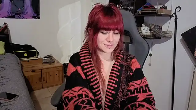 MysticZoe's cam snapshot