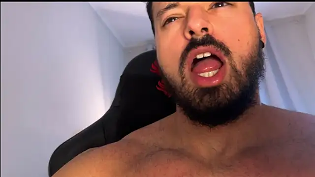 Lucasfit24 live sex cam