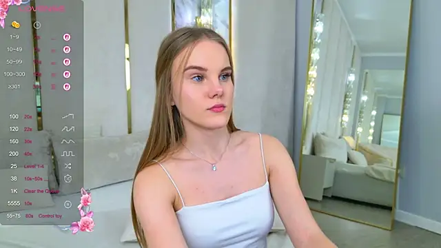 Lili_Lohan's cam snapshot