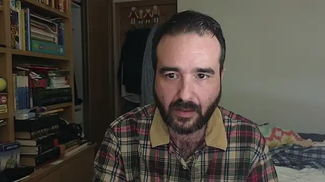 curiosillo83 live sex cam