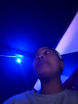 CHLOMA's cam snapshot