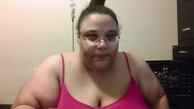 SexyBBW10790's cam snapshot