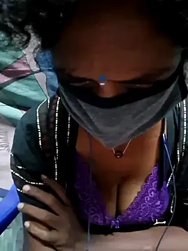 Tamil--Rani's cam snapshot