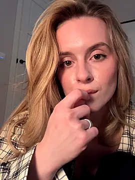 RozzitaBedberry's cam snapshot