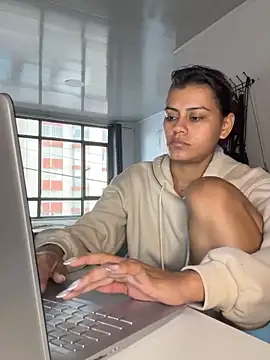 anna_evans09's cam snapshot