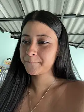 Lucy0212's cam snapshot