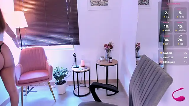 ameliegraham's cam snapshot