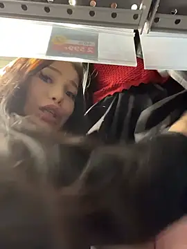 Kissy_Moon's cam snapshot