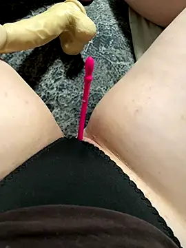 katcclovea's cam snapshot