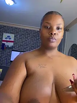 BELLAH-NOIR's cam snapshot