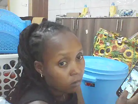 Sexy_bellah12 live sex cam