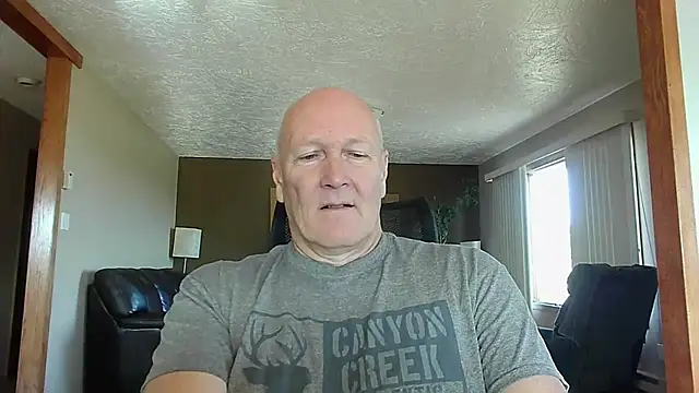 BasicAnt live sex cam