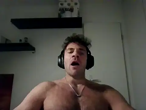 alpha-hunk live sex cam