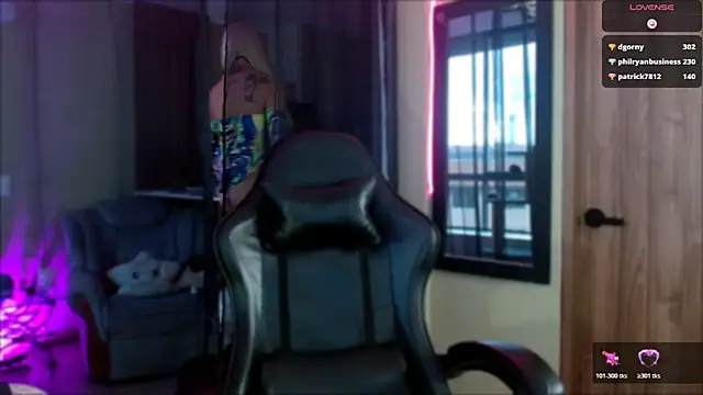 tevenwhiite live sex cam