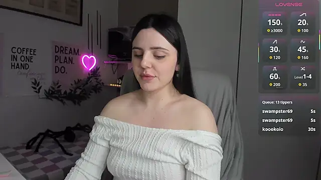 LiaWoow's cam snapshot