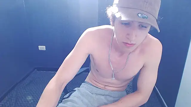 Kerverr_ live sex cam