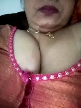 Taniya-2025's cam snapshot