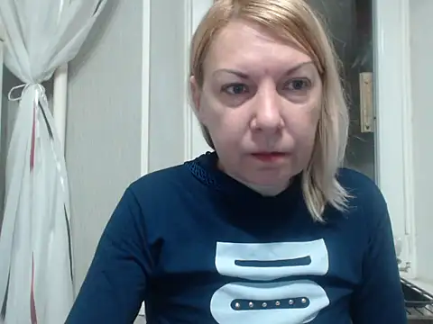 Lillia_Ray's cam snapshot