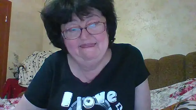 MilaSky5303's cam snapshot