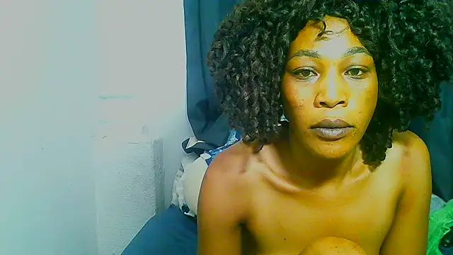 freaky_naughty's cam snapshot