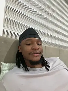 finefinance's cam snapshot