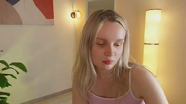 Beatrica_Klein's cam snapshot