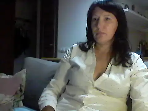 Elena48324's cam snapshot