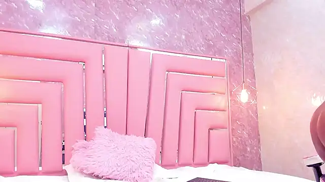 ALYANNA_HOT_'s cam snapshot