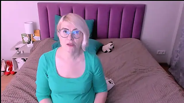 sabrinamacmarren's cam snapshot