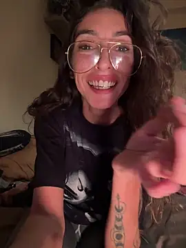 Amani_thewolf's cam snapshot