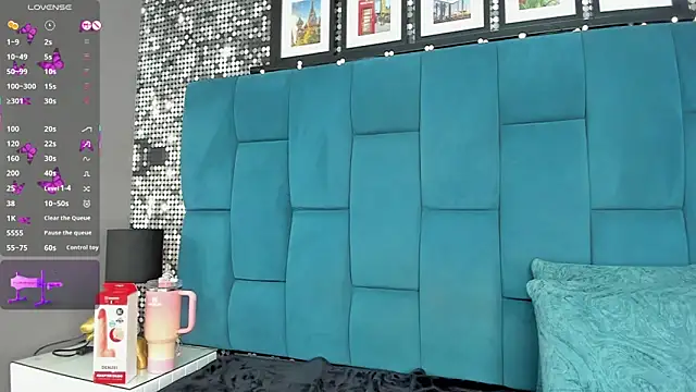 elodie_walker's cam snapshot