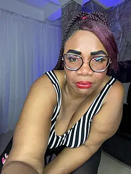 AranzalatinBlaks1's cam snapshot