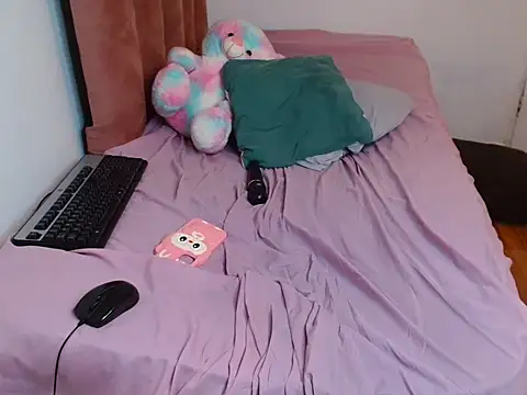 CocoTempt's cam snapshot