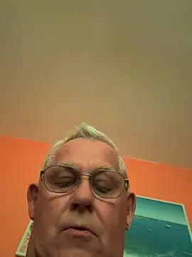 smaili1513 live sex cam