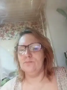 Forest-Lady's cam snapshot