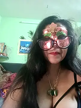 LOVE__RANI's cam snapshot