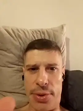 OioiJajaTJStrongKutasen's cam snapshot