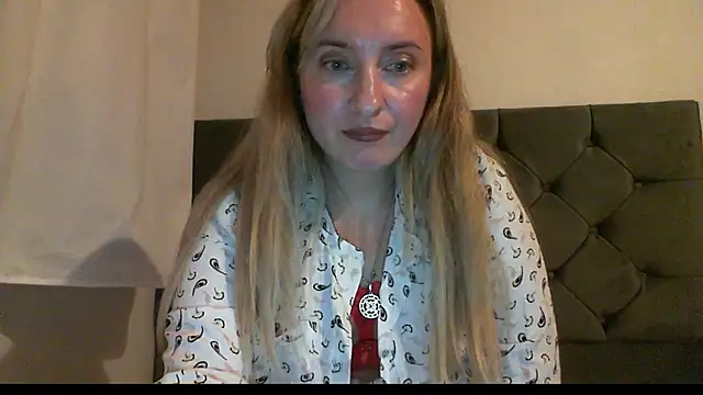 SusanCurt's cam snapshot