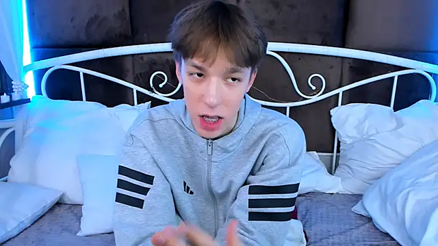 MarkBranston live sex cam