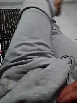 euaxn's cam snapshot