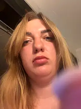 Avila_aa's cam snapshot