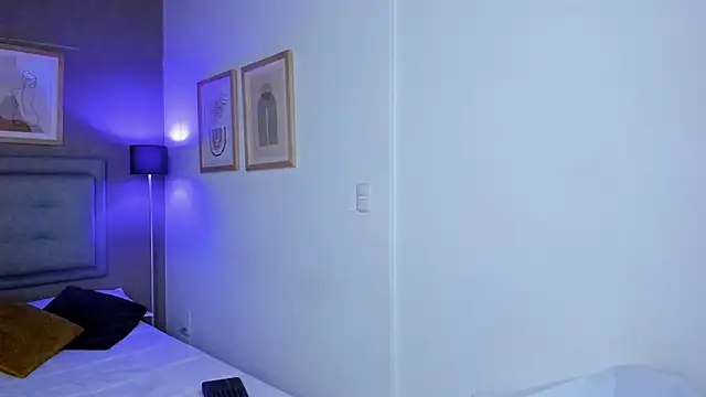 ApoloRicci's cam snapshot