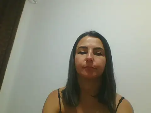 YLITZA's cam snapshot