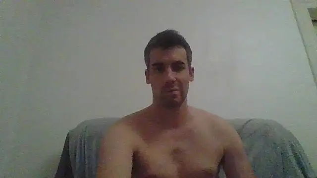 JulioIsHere4you live sex cam