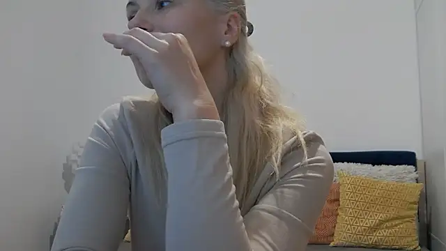 Lika_Soul's cam snapshot