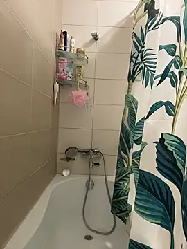 BabyAnais's cam snapshot