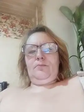 Forest-Lady's cam snapshot