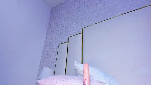 thalia888_'s cam snapshot