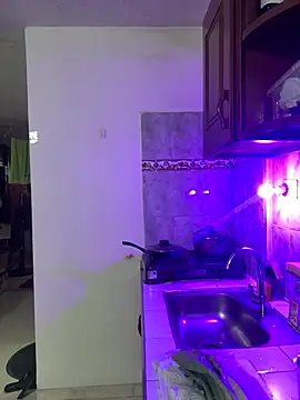 andrewmhilton_'s cam snapshot