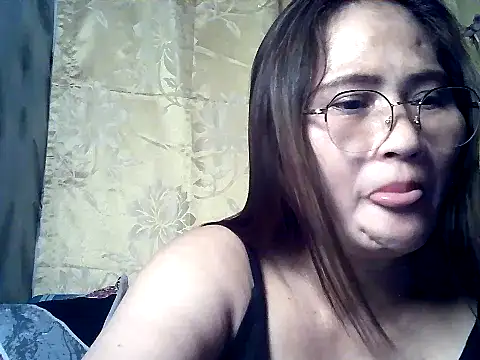 Amazing_Angel22's cam snapshot